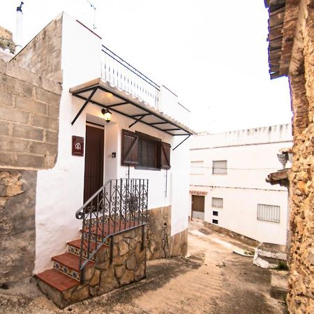 Casa Rural El Castillo 丘利利亚 外观 照片
