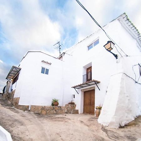 Casa Rural El Castillo 丘利利亚 外观 照片